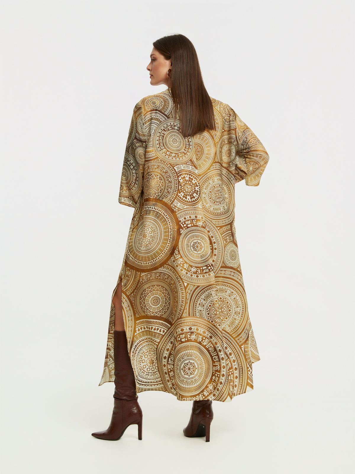 Maxi φόρεμα εμπριμέ V φωτογραφία