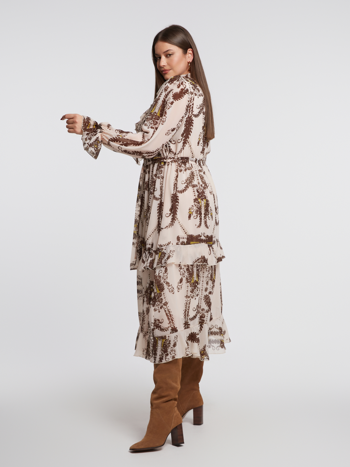 Midi φόρεμα με βολάν και paisley σχέδιο φωτογραφία