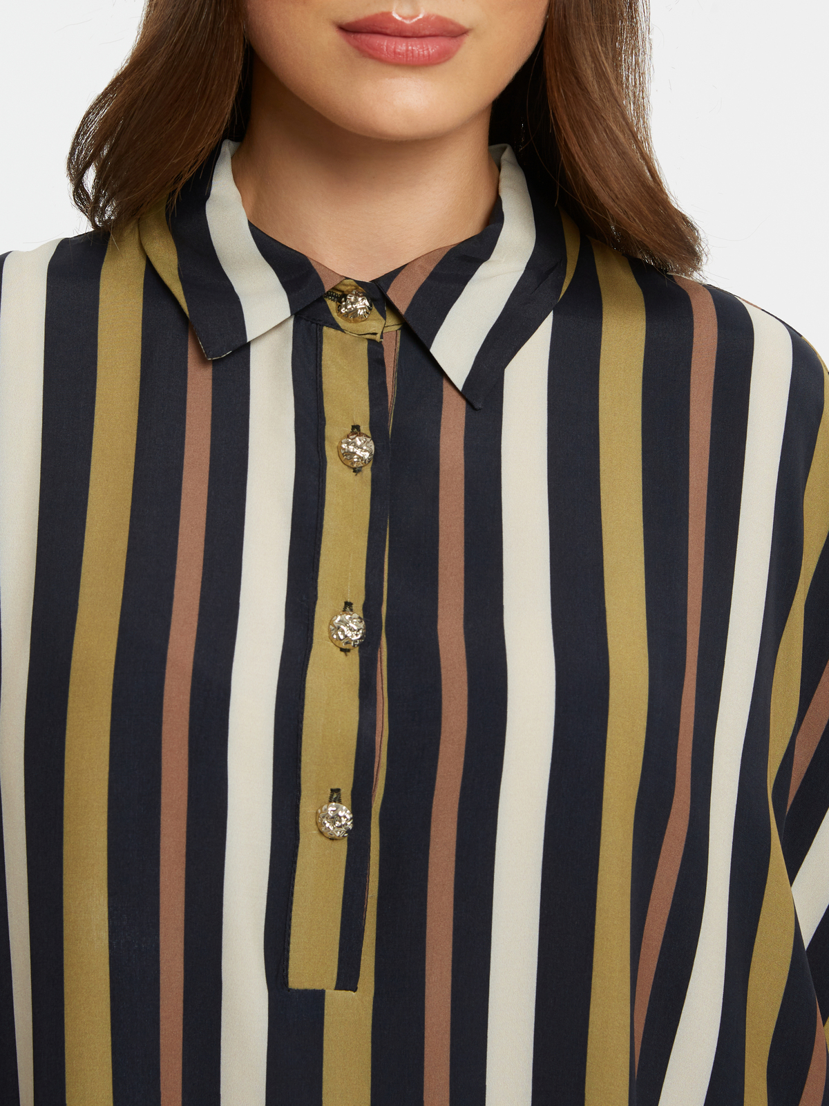 Φόρεμα σεμιζιέ βισκόζη εμπριμέ φωτογραφία