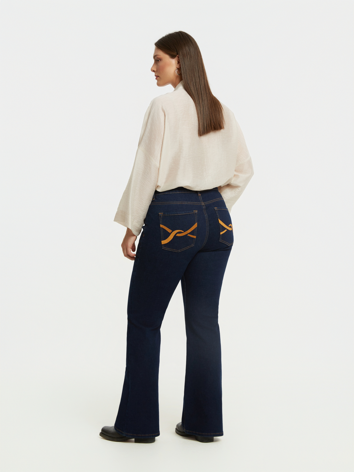 Τζιν bootcut σκούρο μπλε φωτογραφία