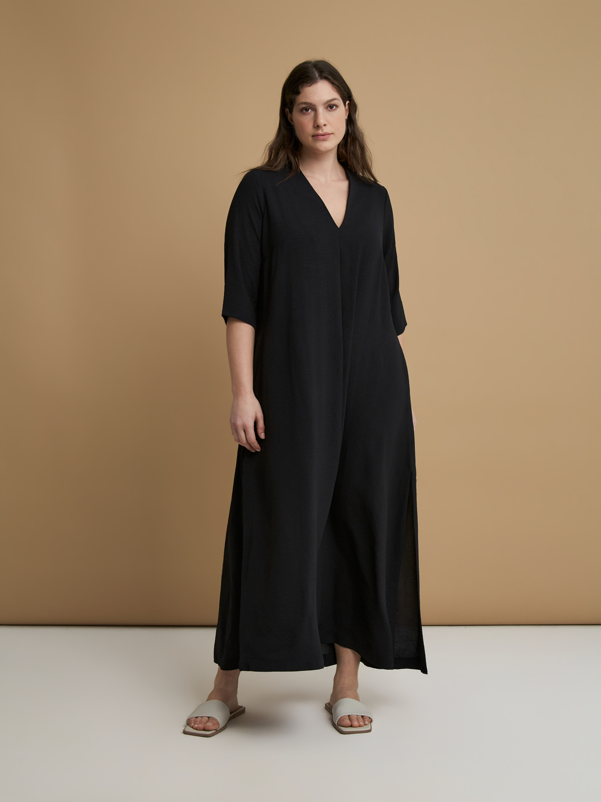 Maxi φόρεμα V κρεπ airwashed φωτογραφία