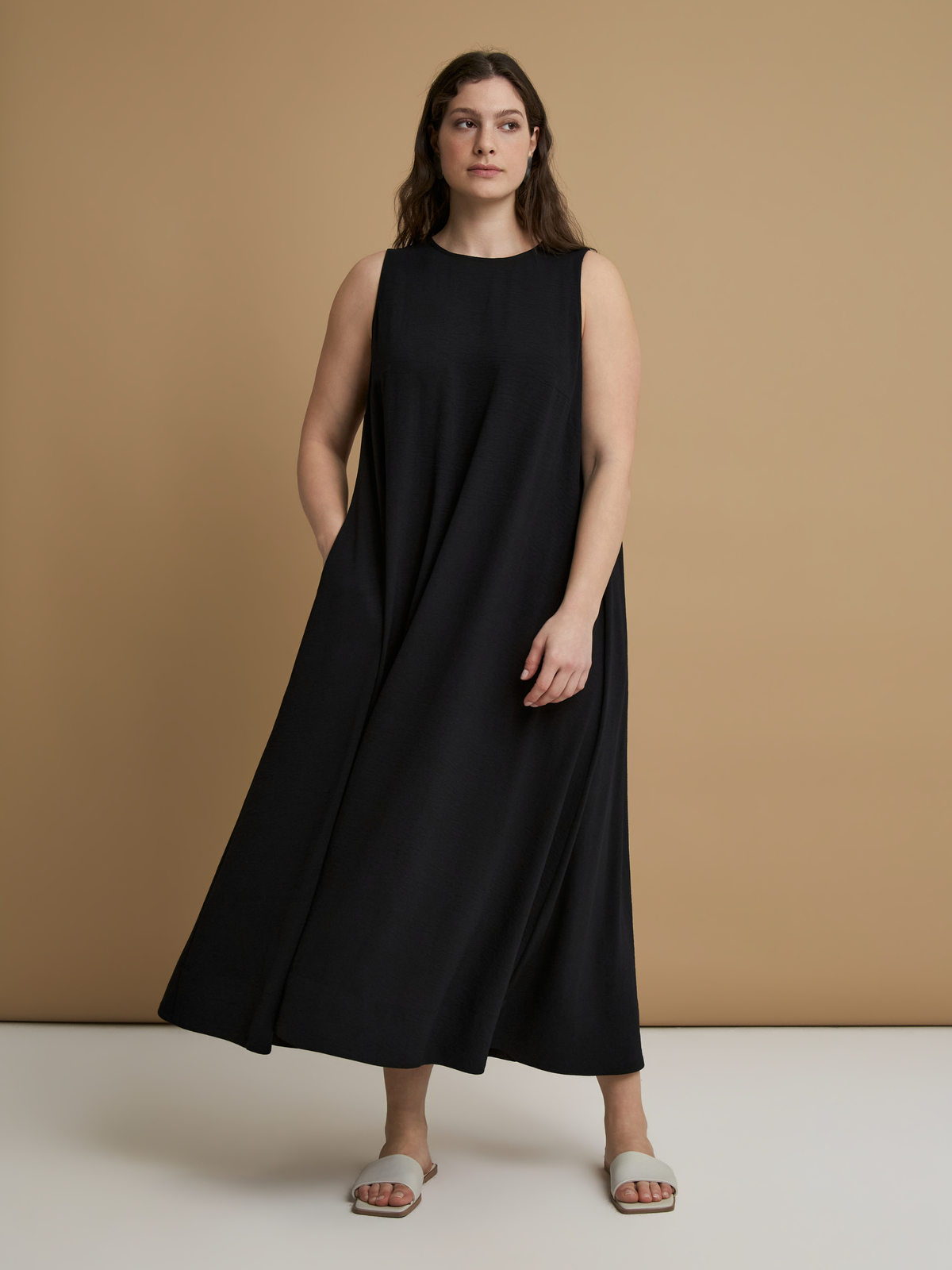 Αμάνικο maxi φόρεμα airwashed κρεπ φωτογραφία