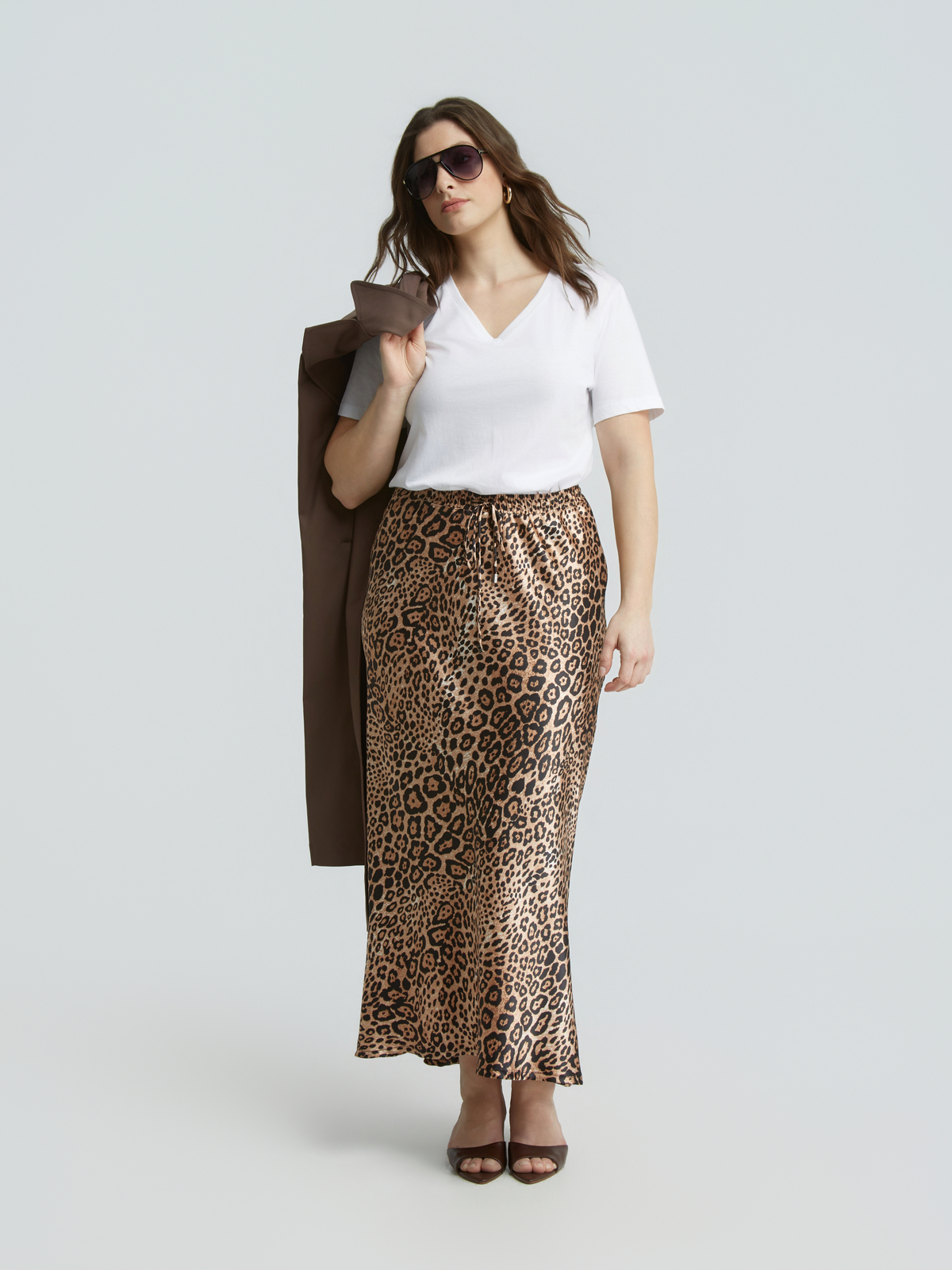 Σατέν φούστα με animal print μοτίβο φωτογραφία