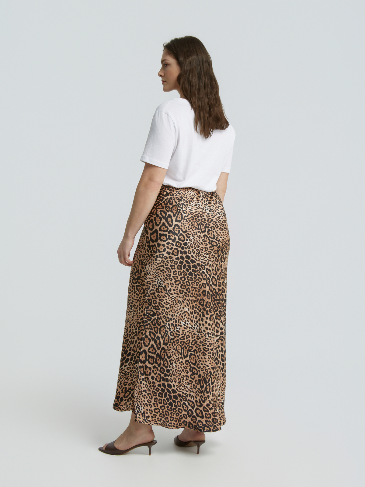 Σατέν φούστα με animal print μοτίβο φωτογραφία