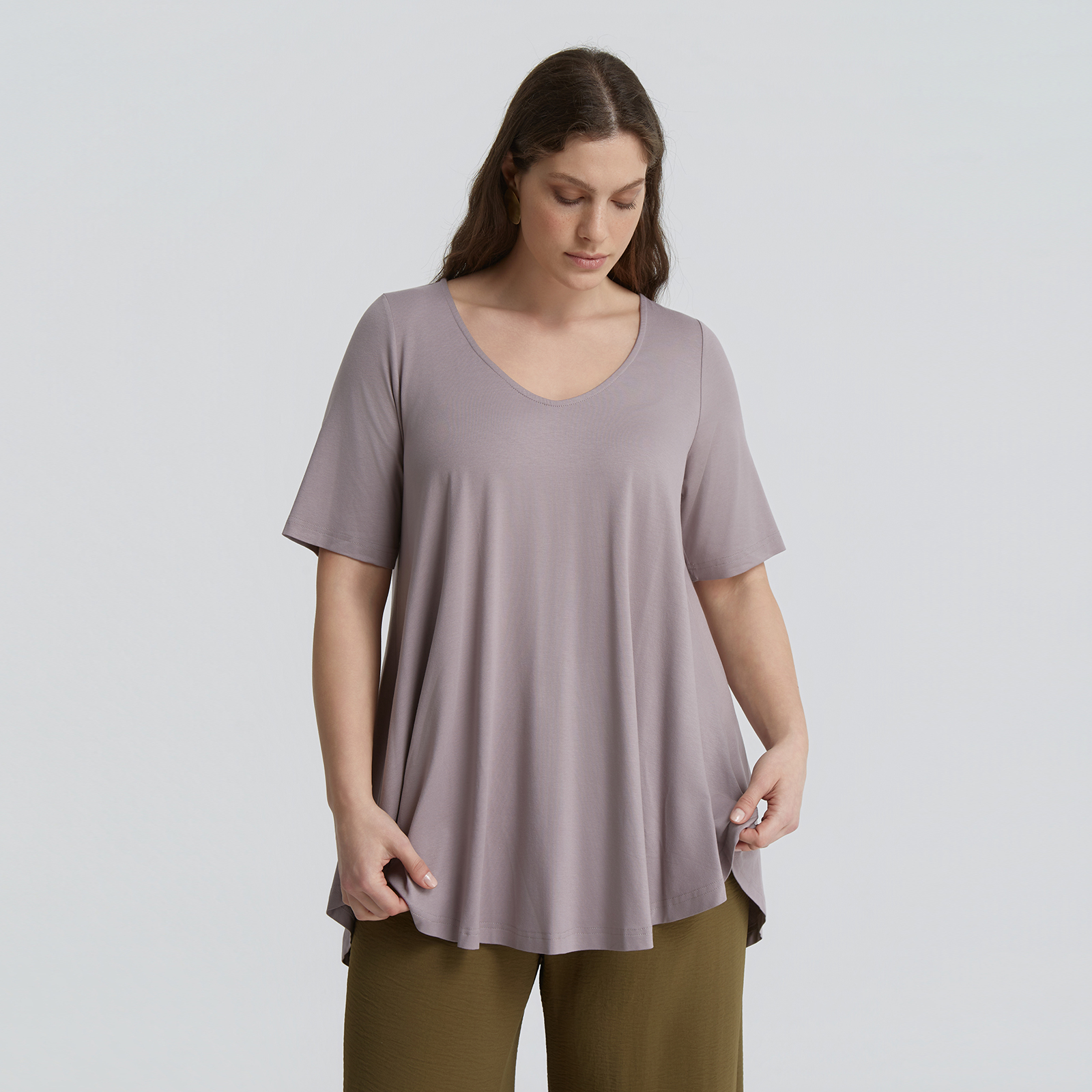 Basic curve hem top