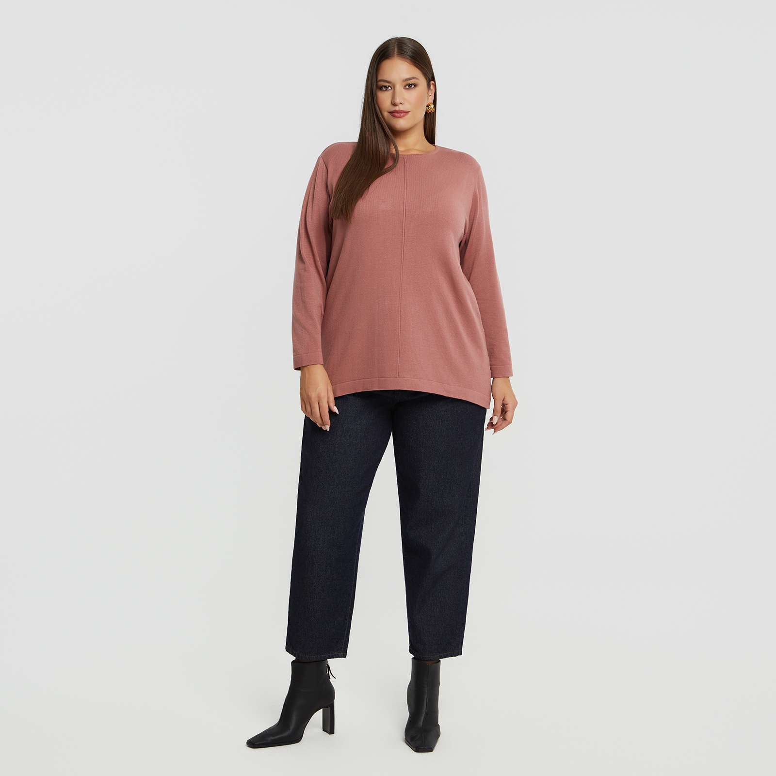 Basic knit jumper with front seam detail