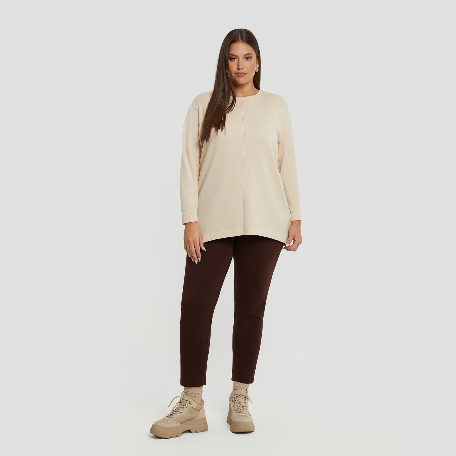 Basic knit jumper with front seam detail