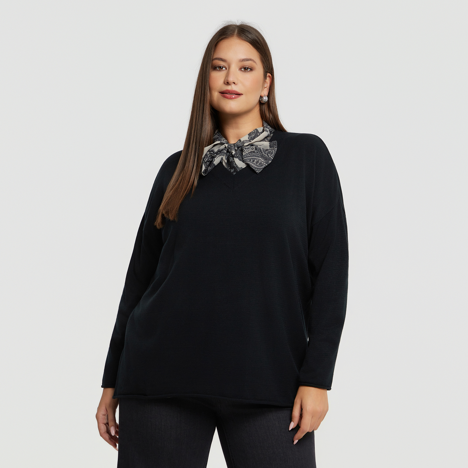 MAT FASHION Basic πλεκτή μπλούζα με V-λαιμόκοψη