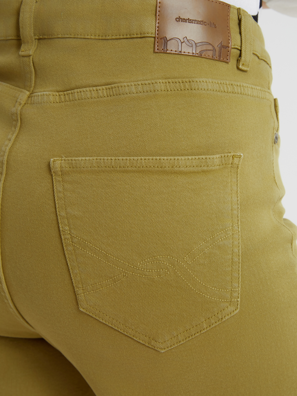 Τζιν basic cropped σε φαρδιά γραμμή φωτογραφία