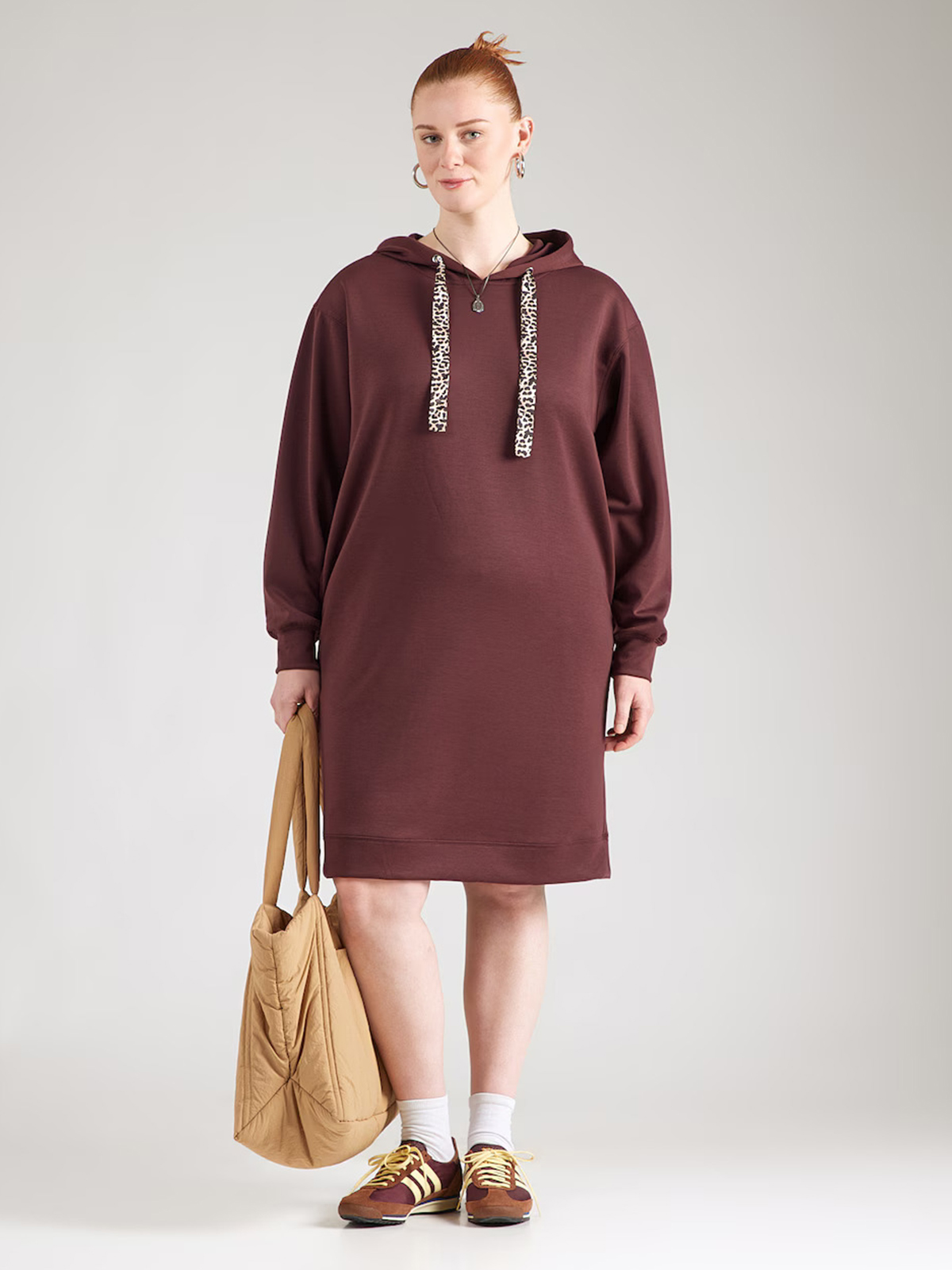 Φόρεμα φούτερ Caralina φωτογραφία