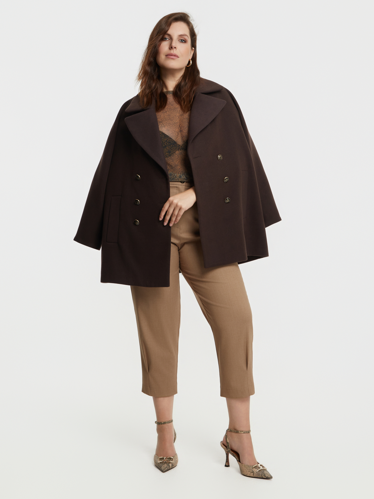 Παντελόνι carrot μονόχρωμο φωτογραφία