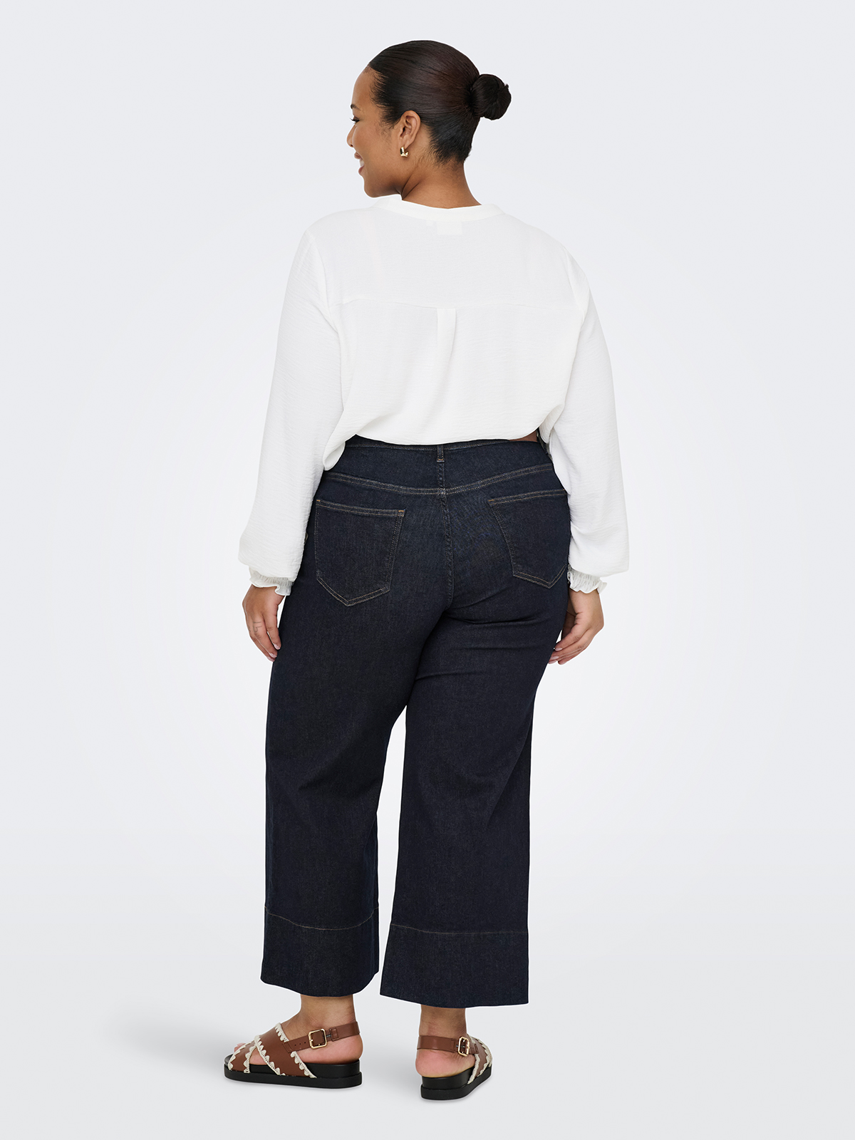 Ψηλόμεσο τζιν Carwilly σε wide leg γραμμή φωτογραφία