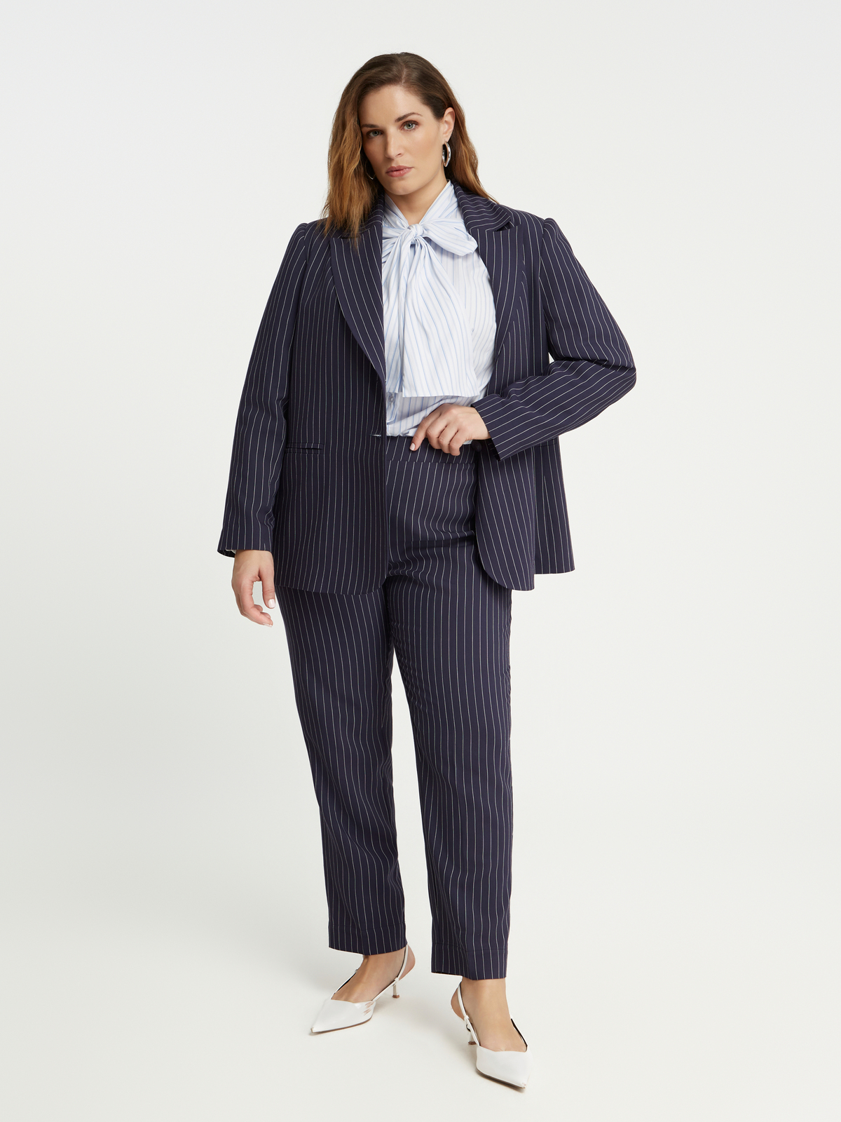 Παντελόνι ριγέ cigarette φωτογραφία