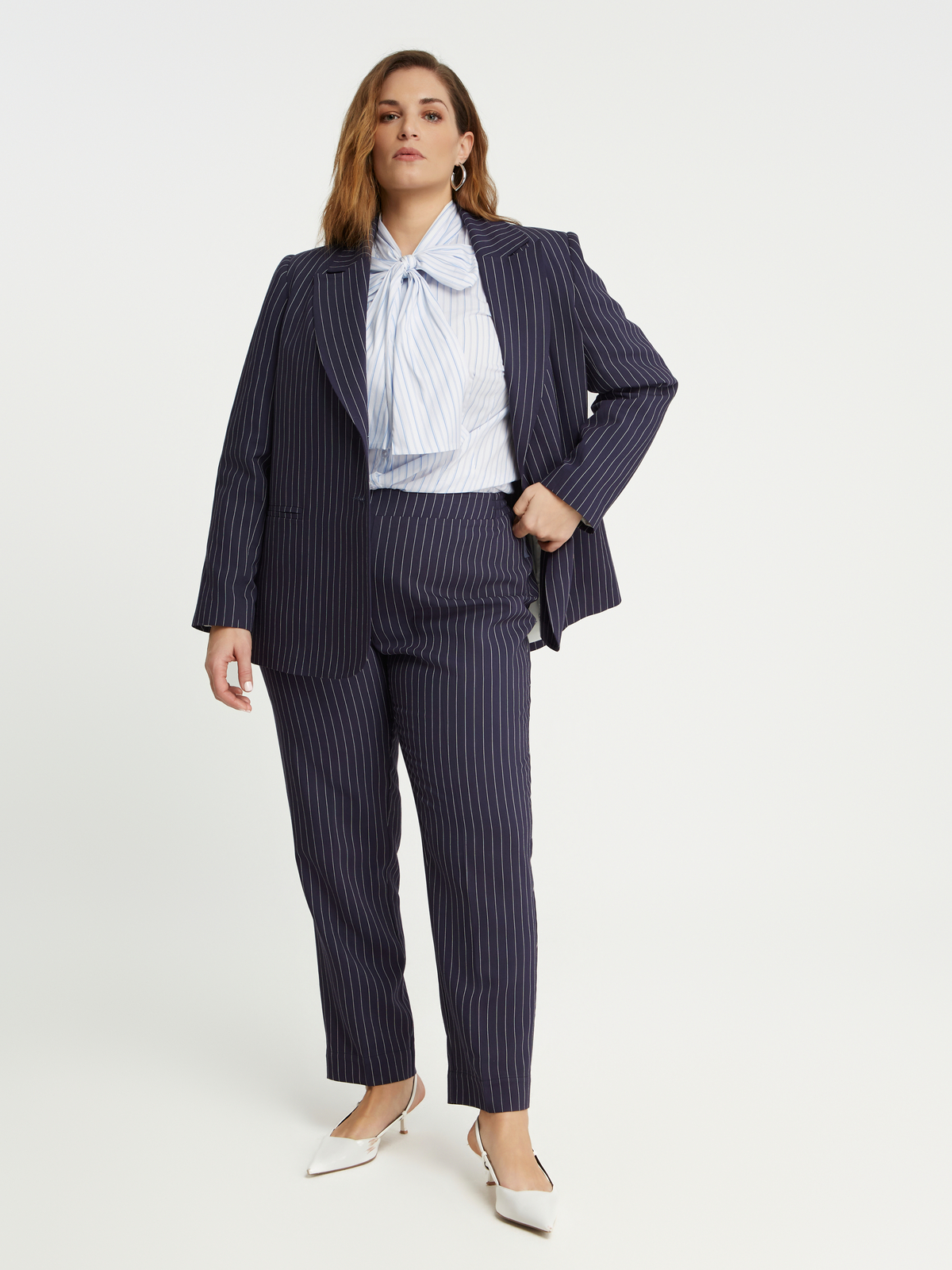 Παντελόνι ριγέ cigarette φωτογραφία