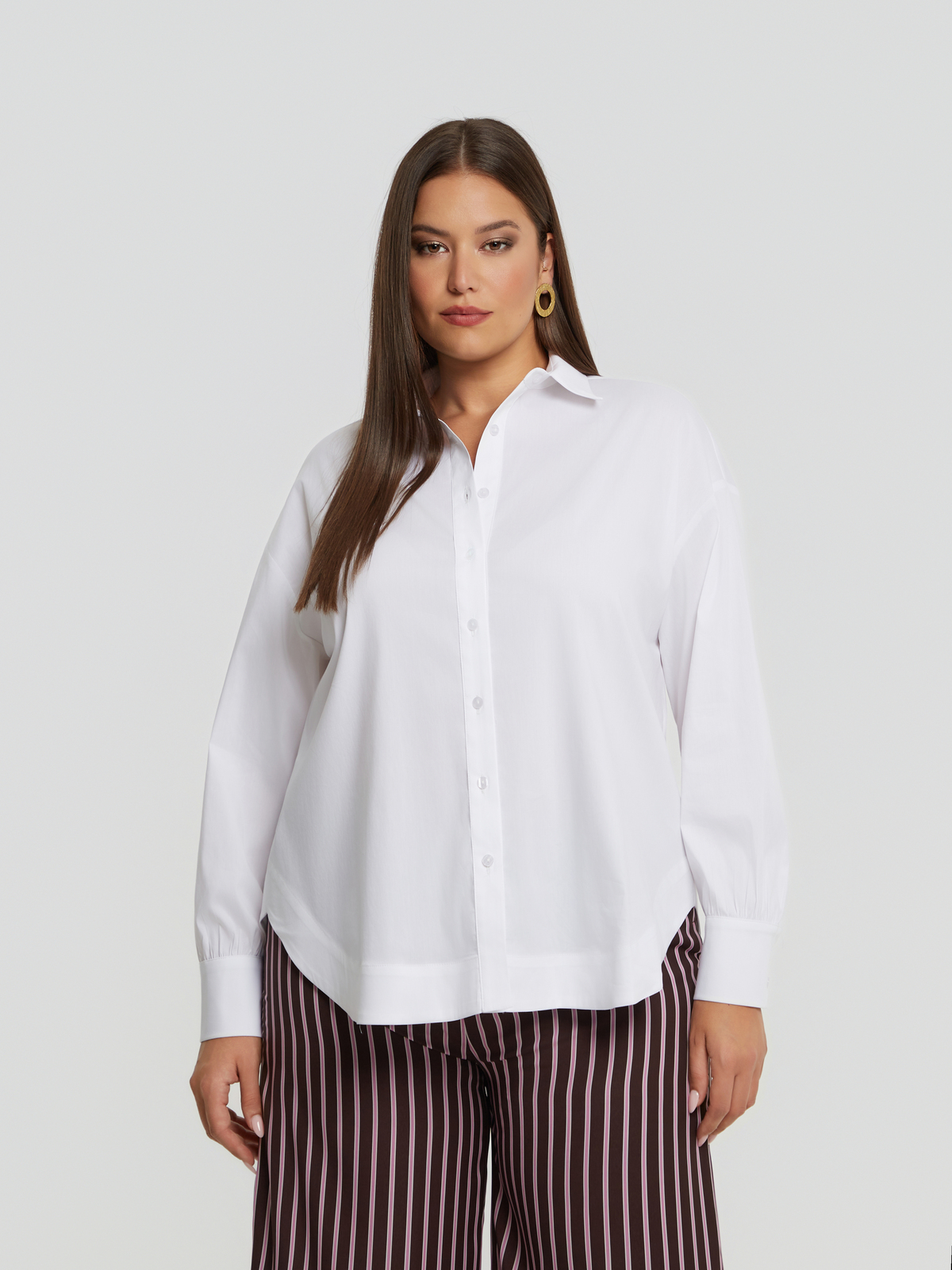 Κλασικό βαμβακερό πουκάμισο φωτογραφία