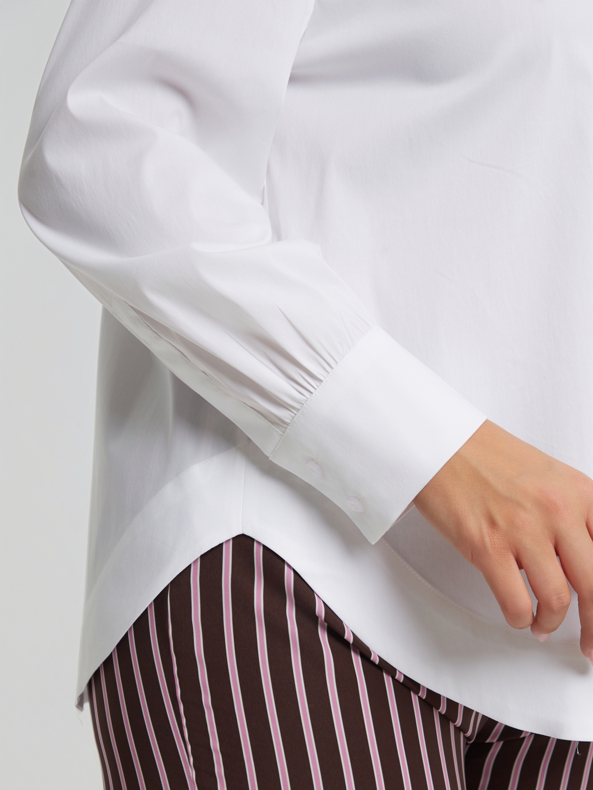 Κλασικό βαμβακερό πουκάμισο φωτογραφία