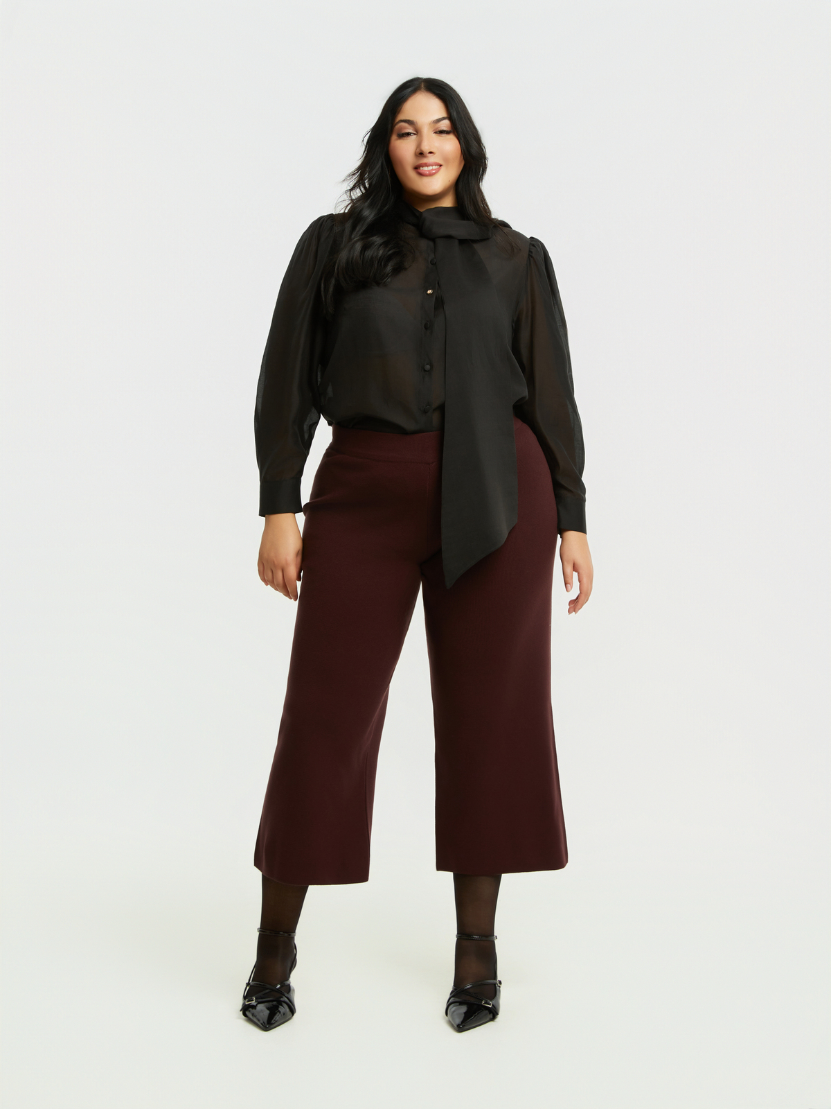 Πλεκτή cropped παντελόνα φωτογραφία