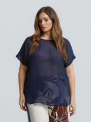 Crepe boat-neck top