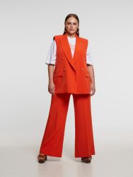 Double-breasted sleeveless blazer with structured lapels