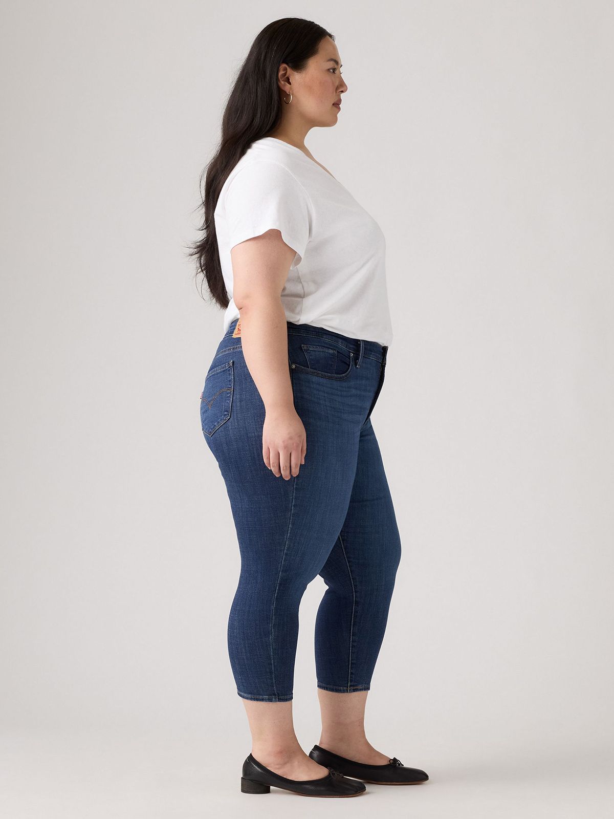 311 Shaping Skinny Capri Jeans