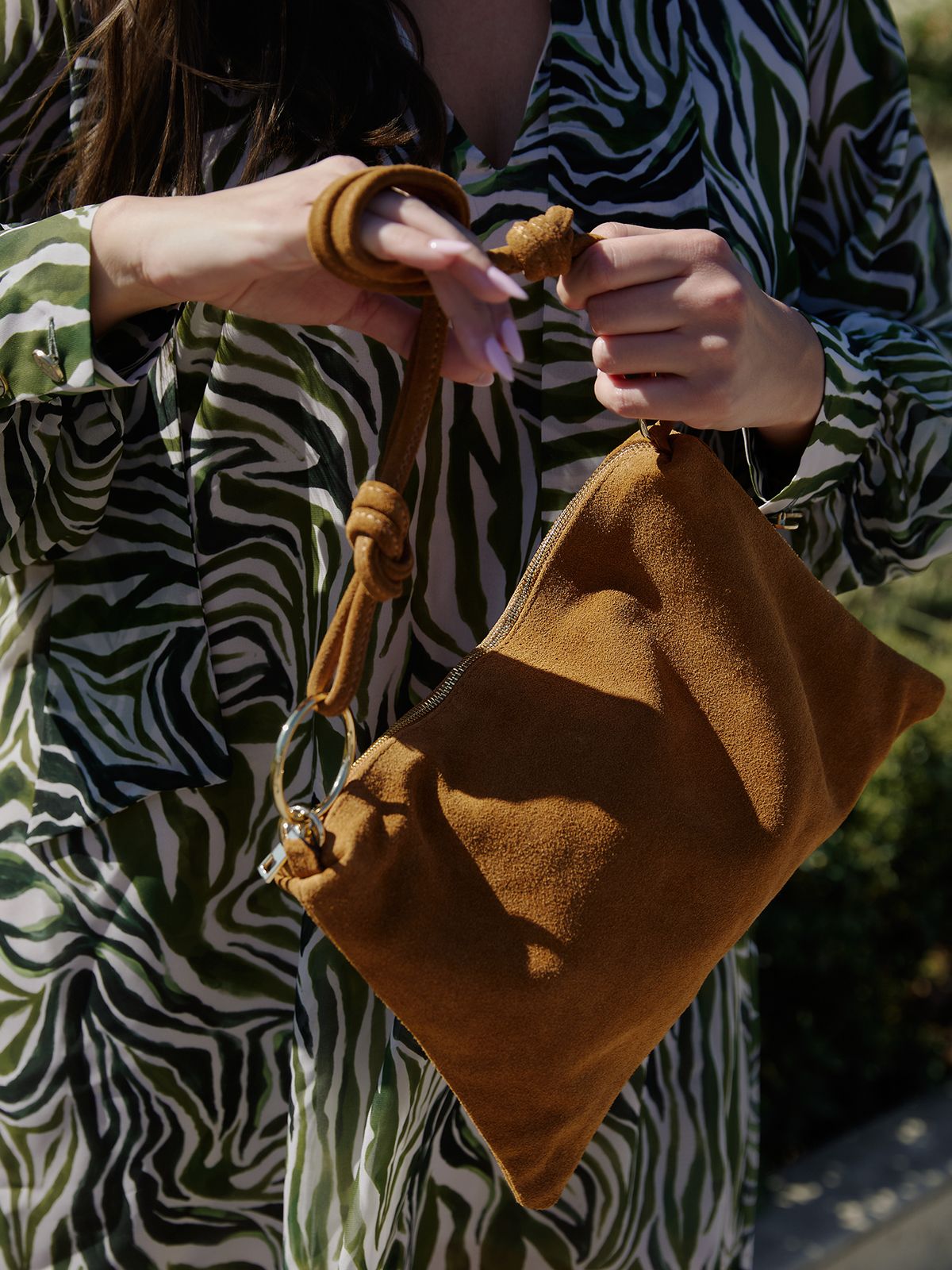 Suede leather shoulder bag with knotted handles