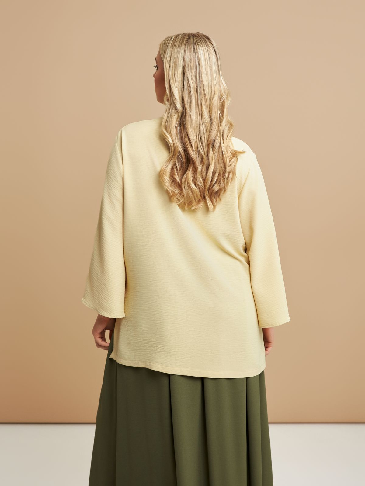 Airwashed crepe V-neck shirt