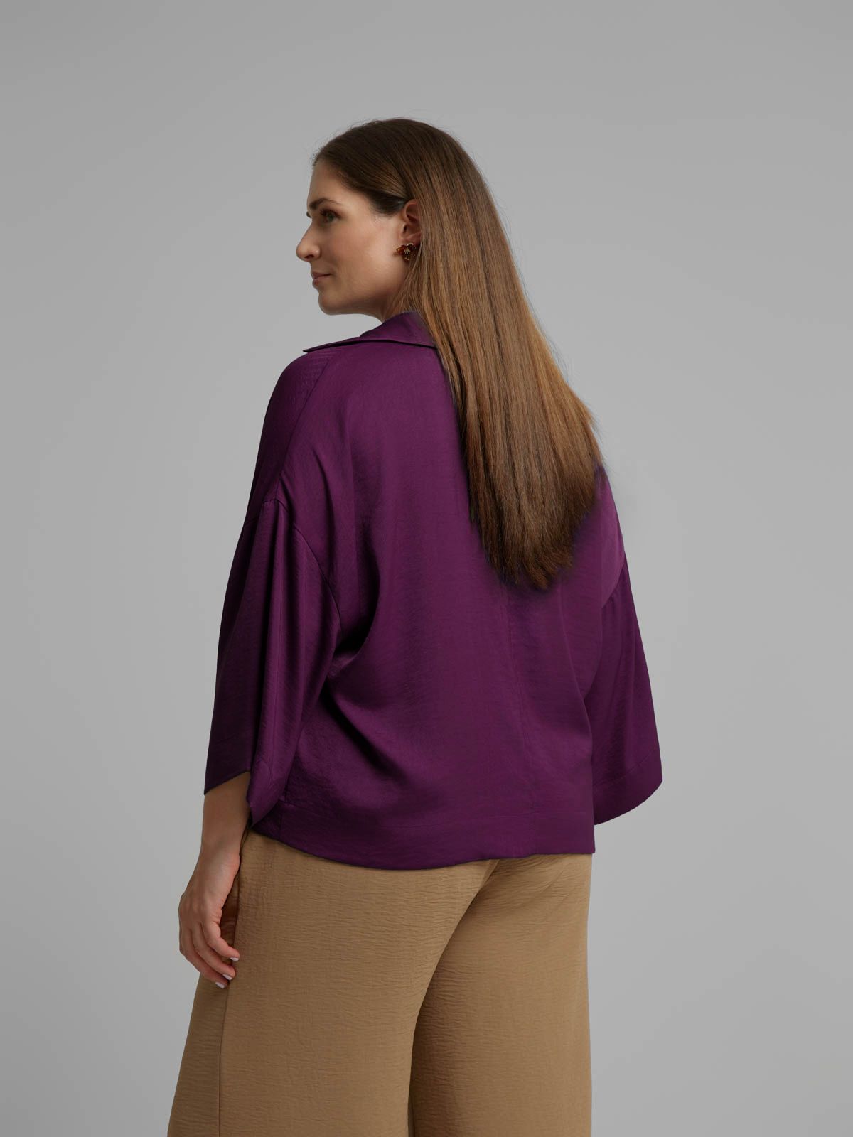 Satin V-neck blouse with point collar