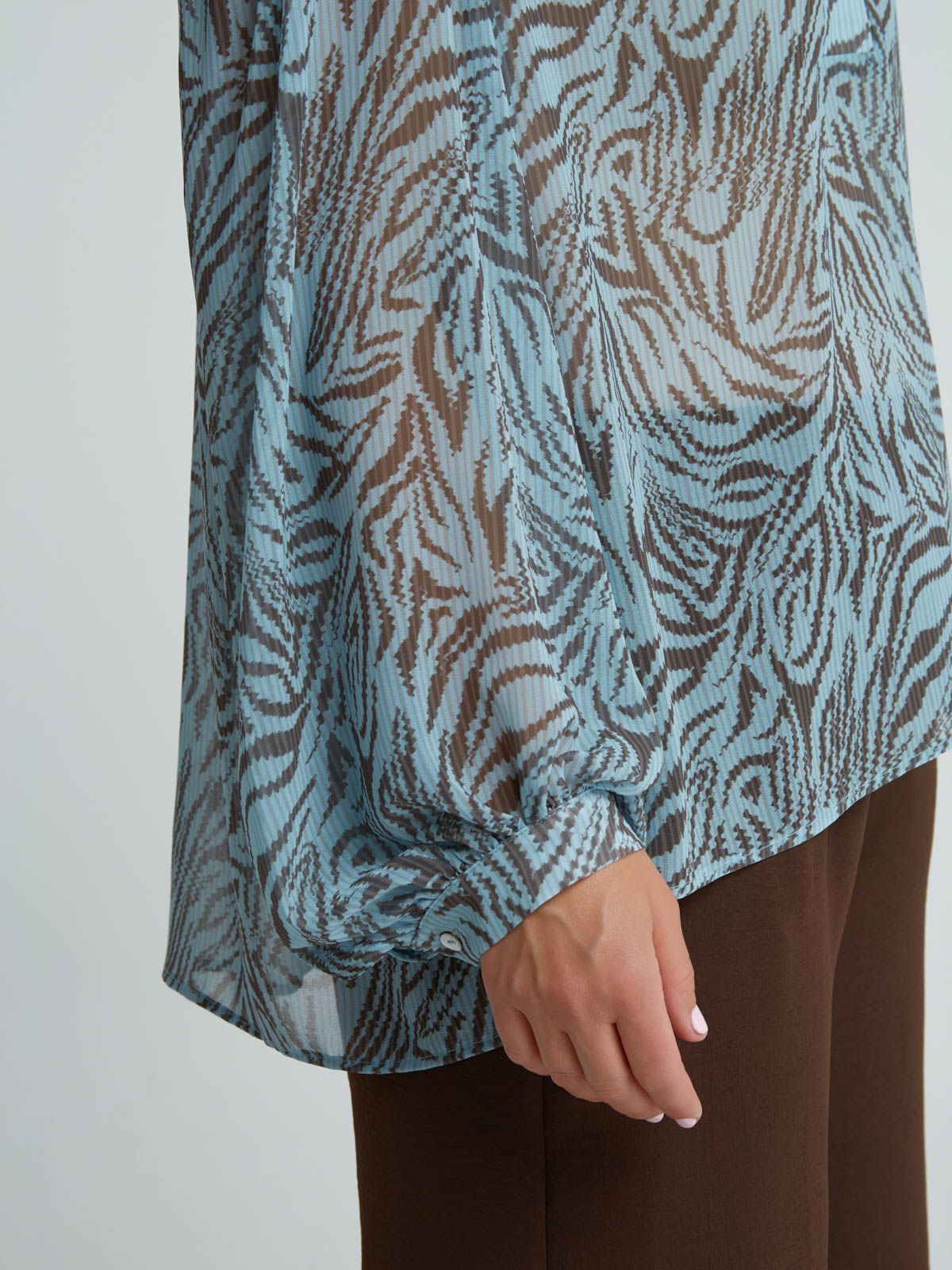 Abstract zebra print blouse with balloon sleeves