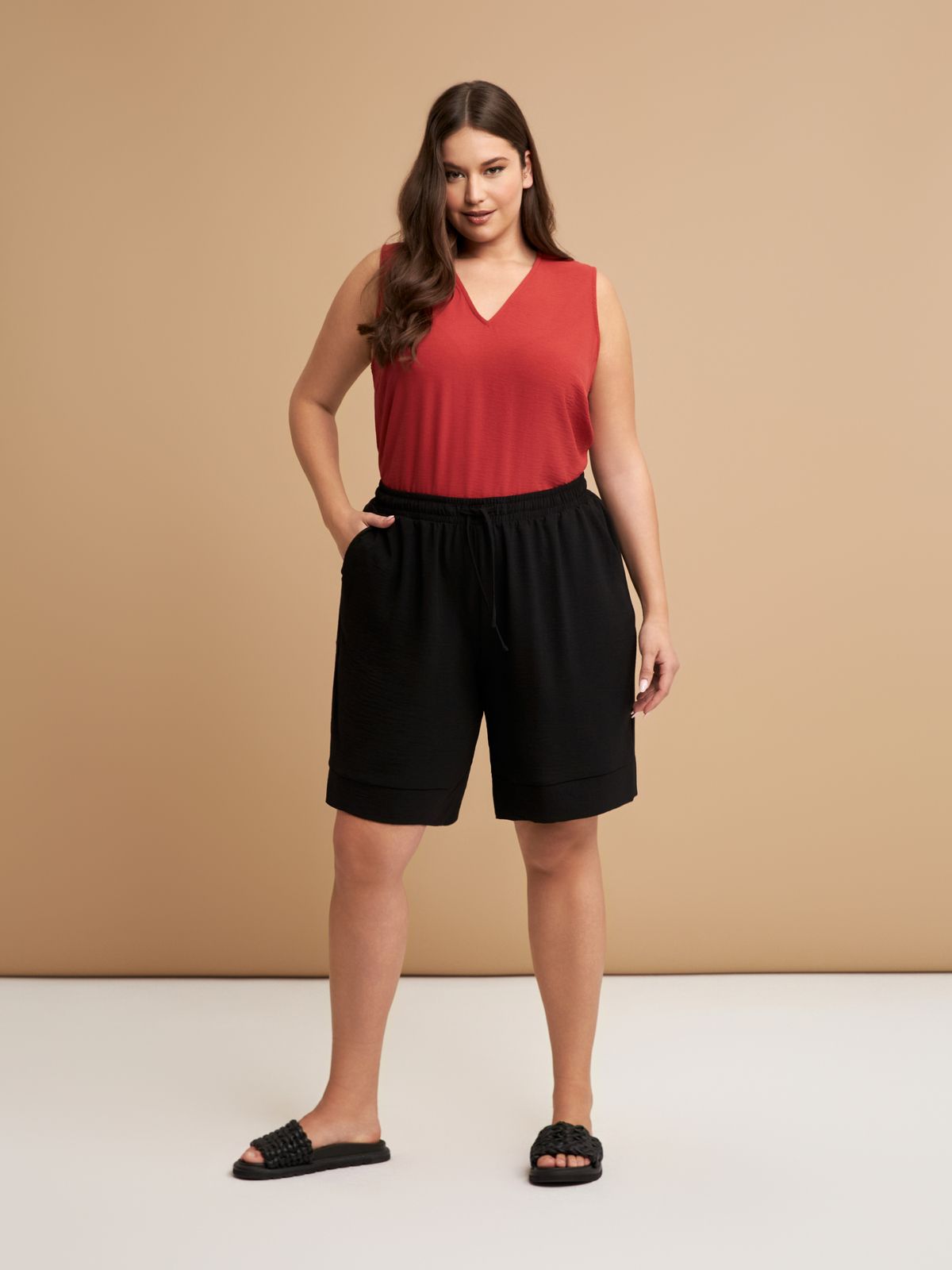 Airwashed crepe bermuda shorts