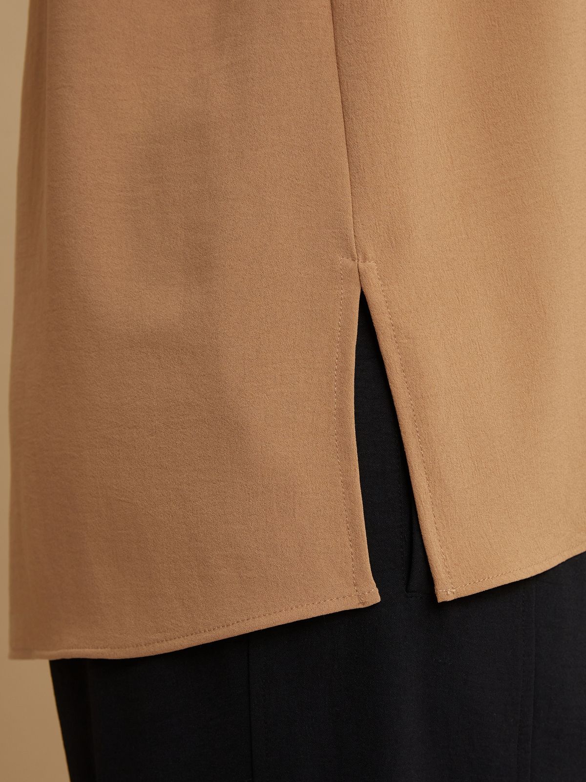 Airwashed crepe sleeveless top