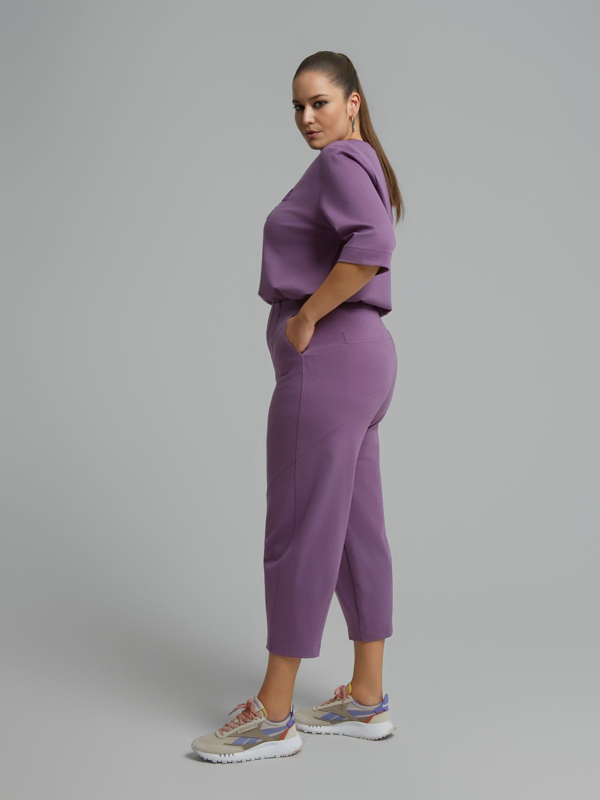 Balloon trousers with tapered hem