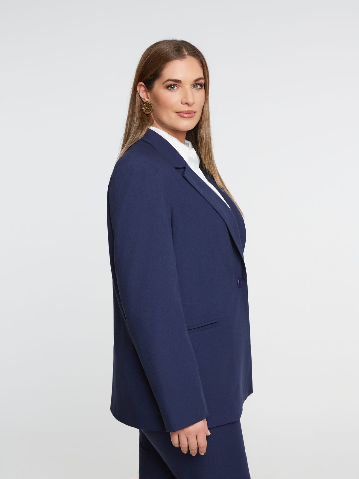 Basic blazer with tailored fit