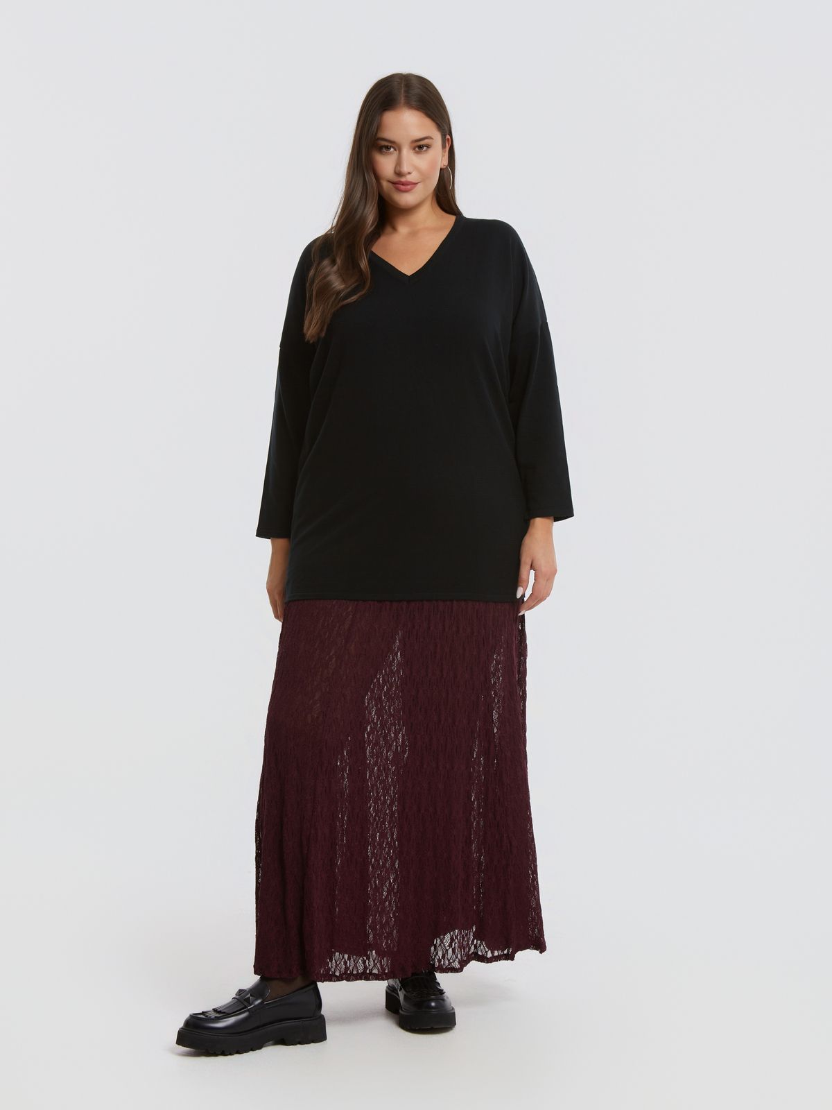 Basic long knit V-neck tunic