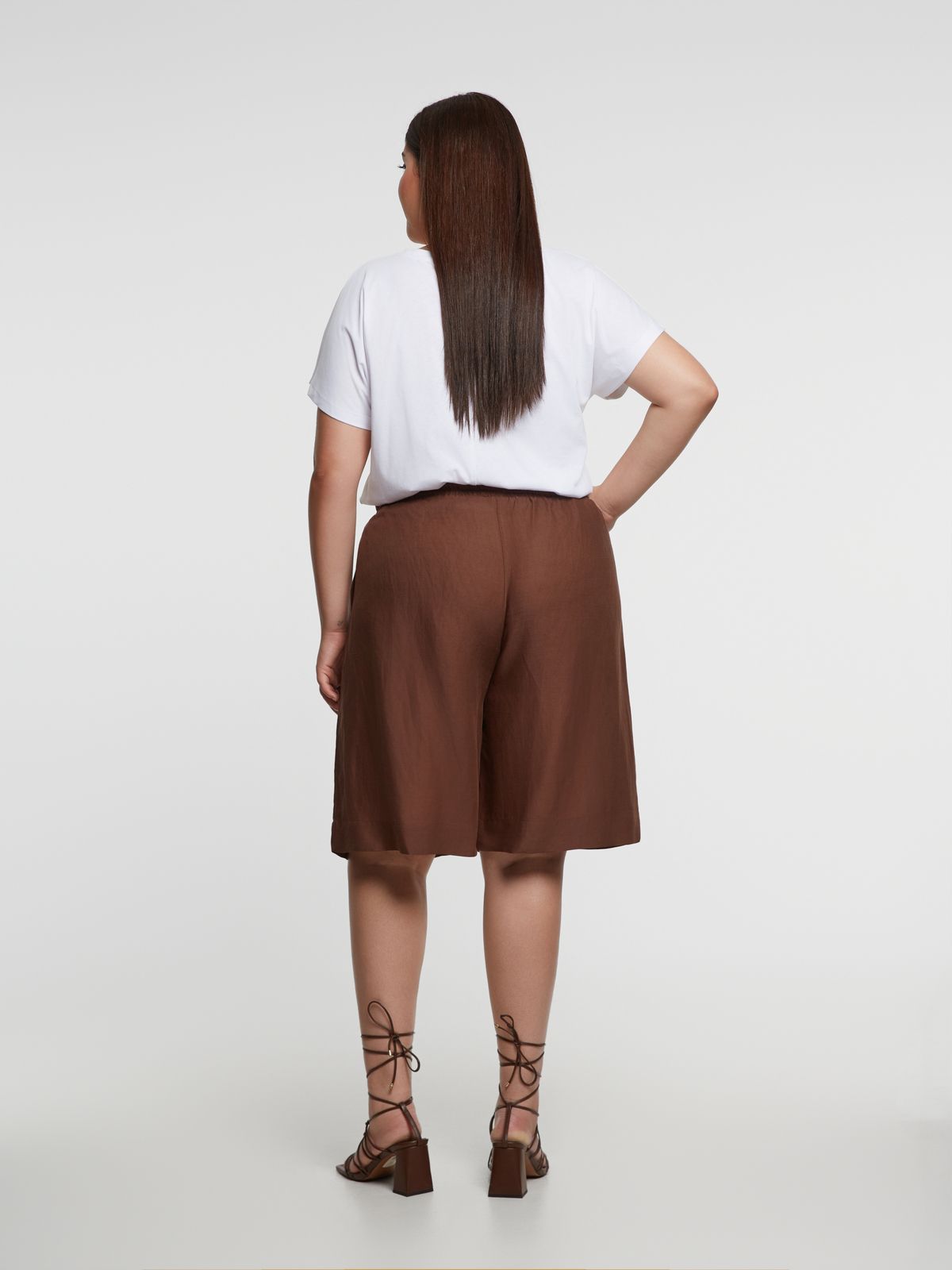 Viscose/linen bermuda shorts with elastic waistband