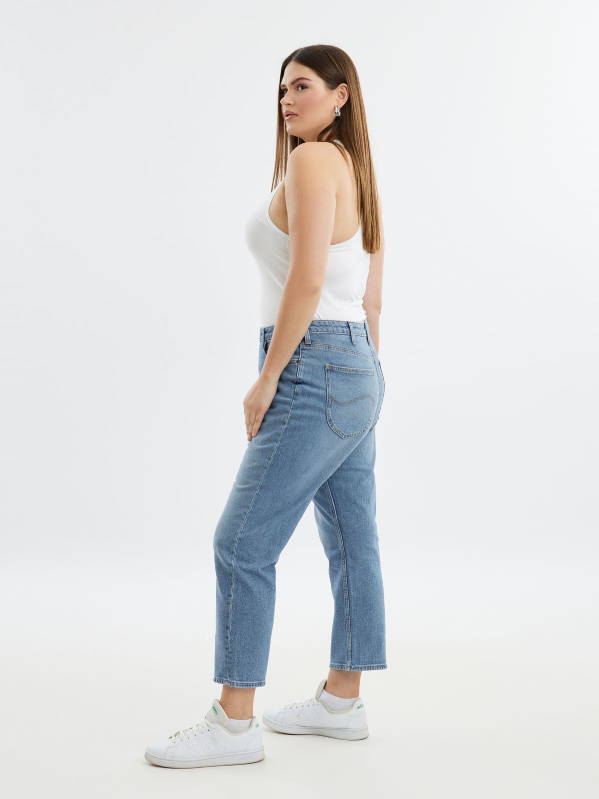 Carol Mid Soho Straight Jeans