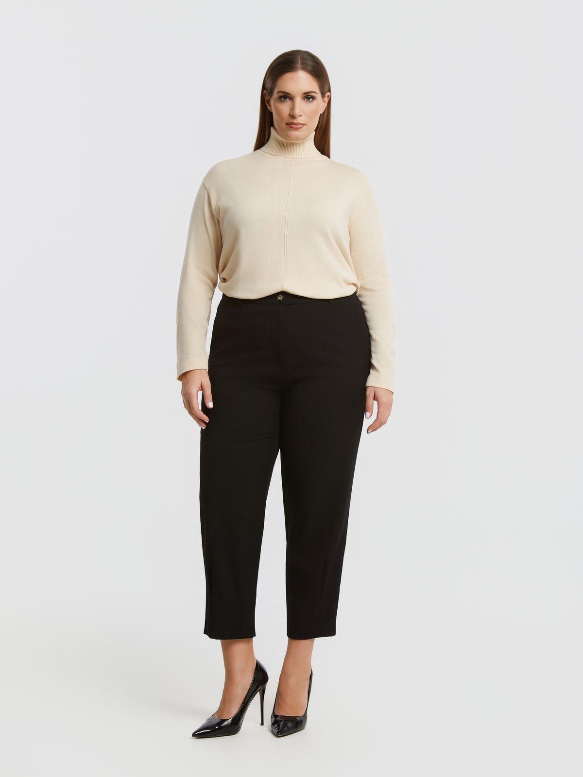 Carrot fit tailored pants