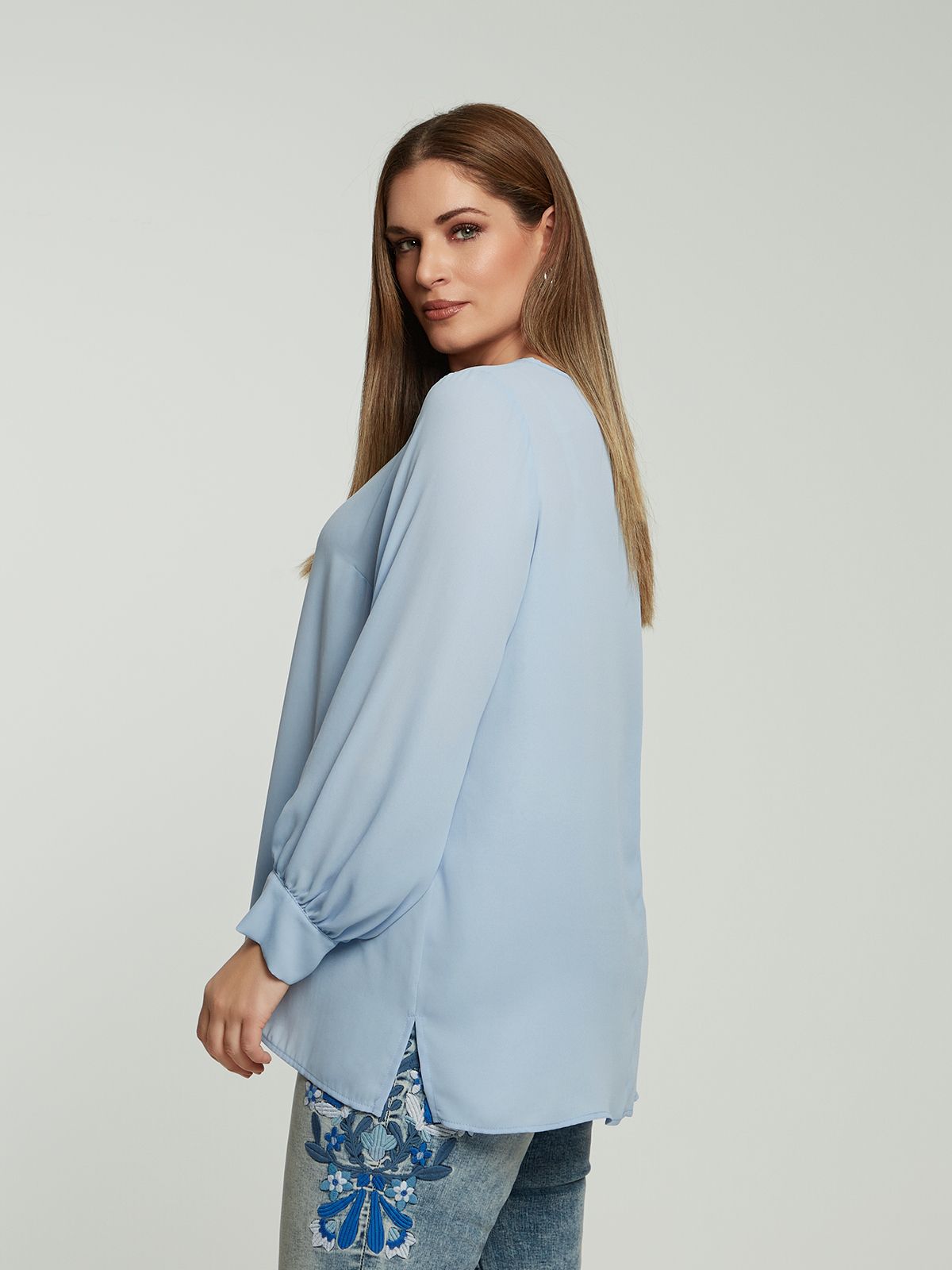 Chiffon blouse with subtle keyhole design