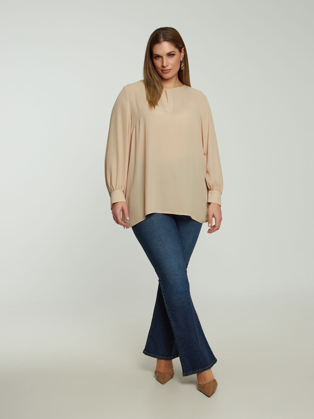 Chiffon blouse with subtle keyhole design