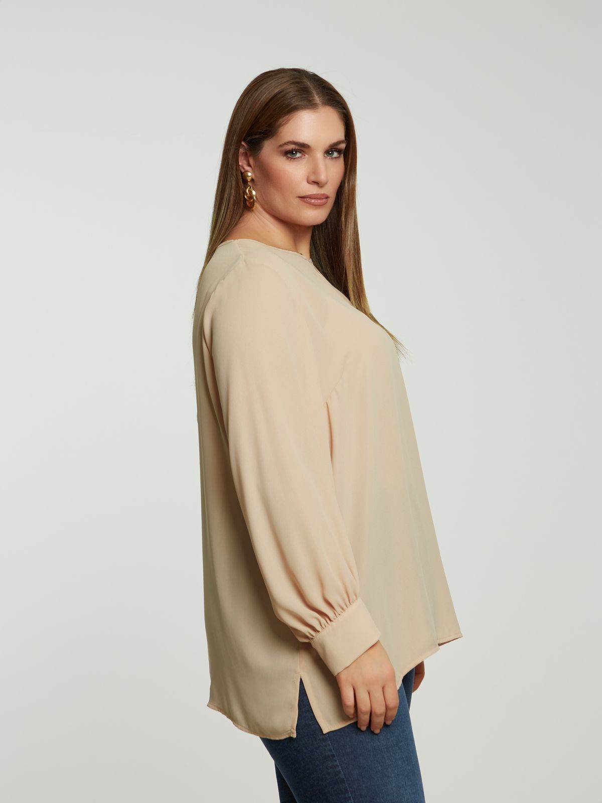 Chiffon blouse with subtle keyhole design