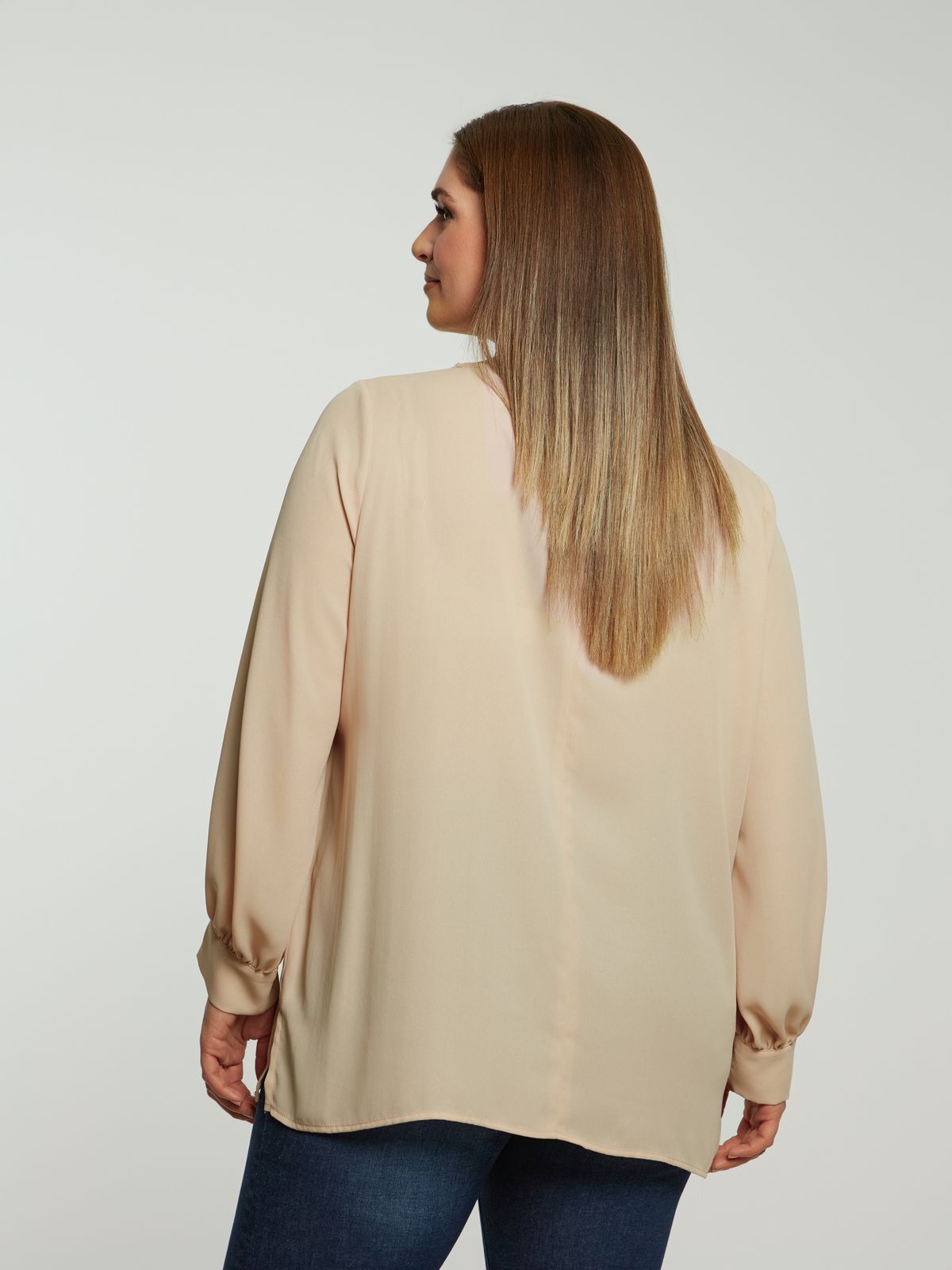 Chiffon blouse with subtle keyhole design