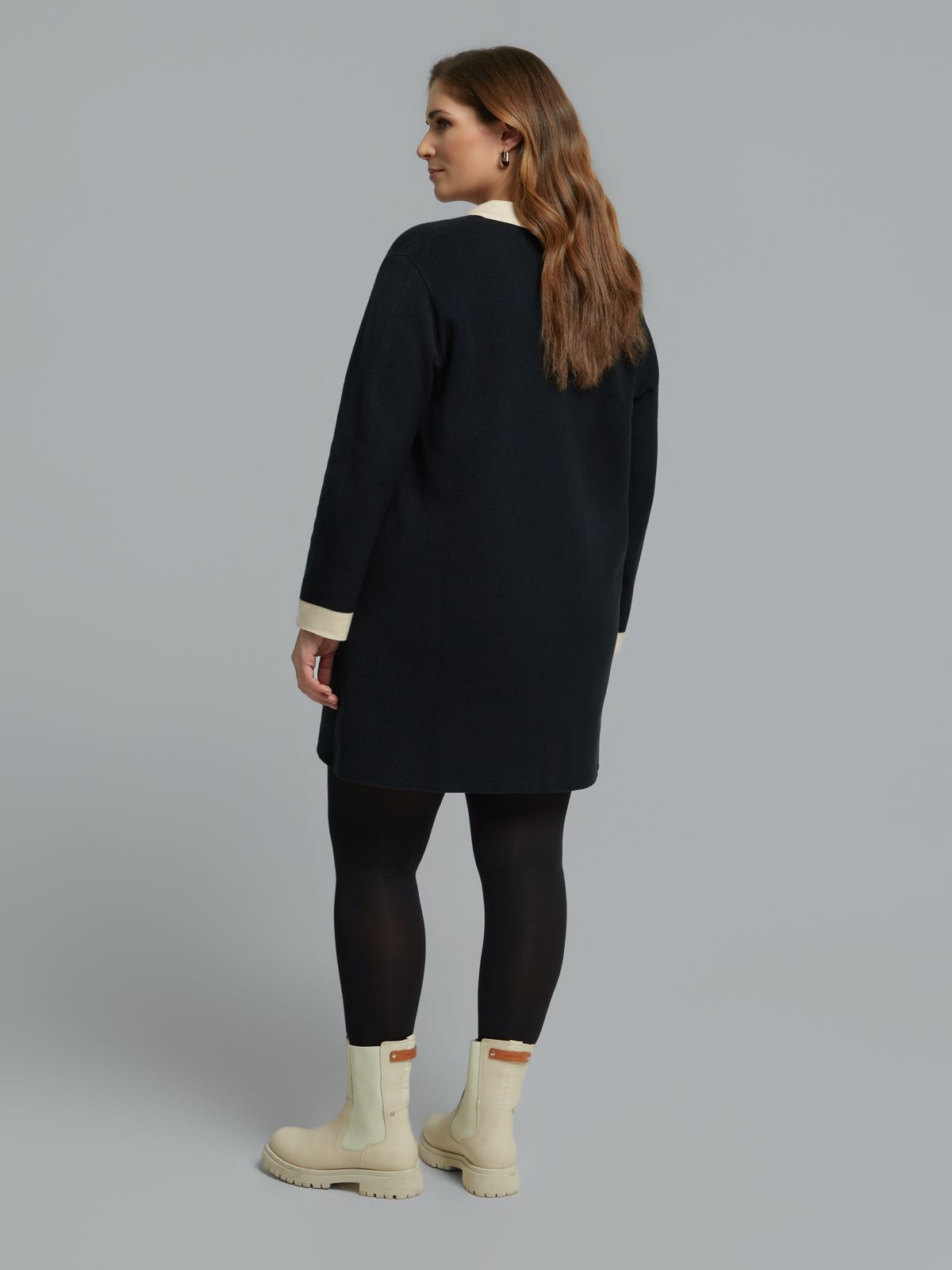 Contrast-collar knit mini dress