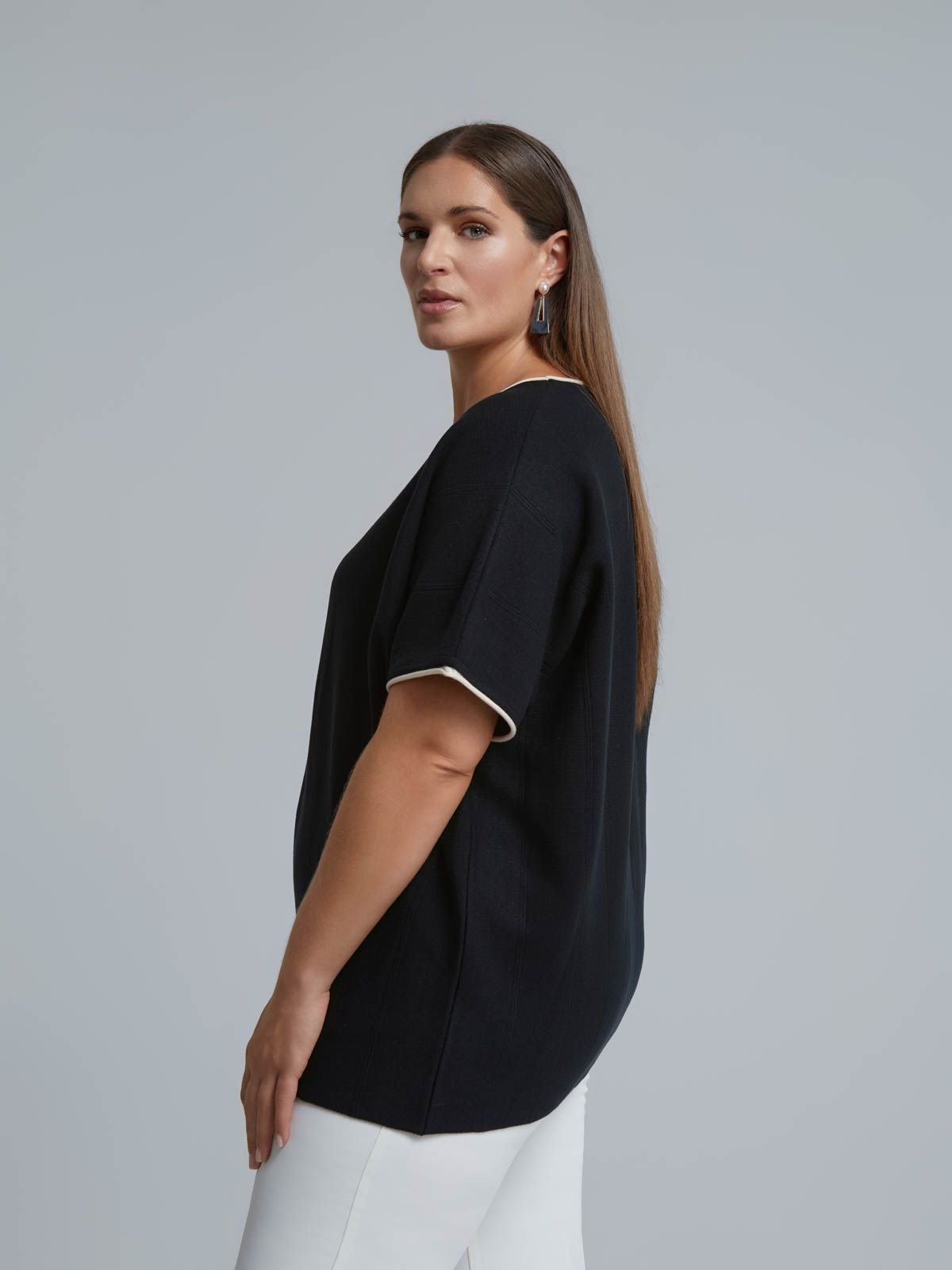 Contrast trim knit jumper