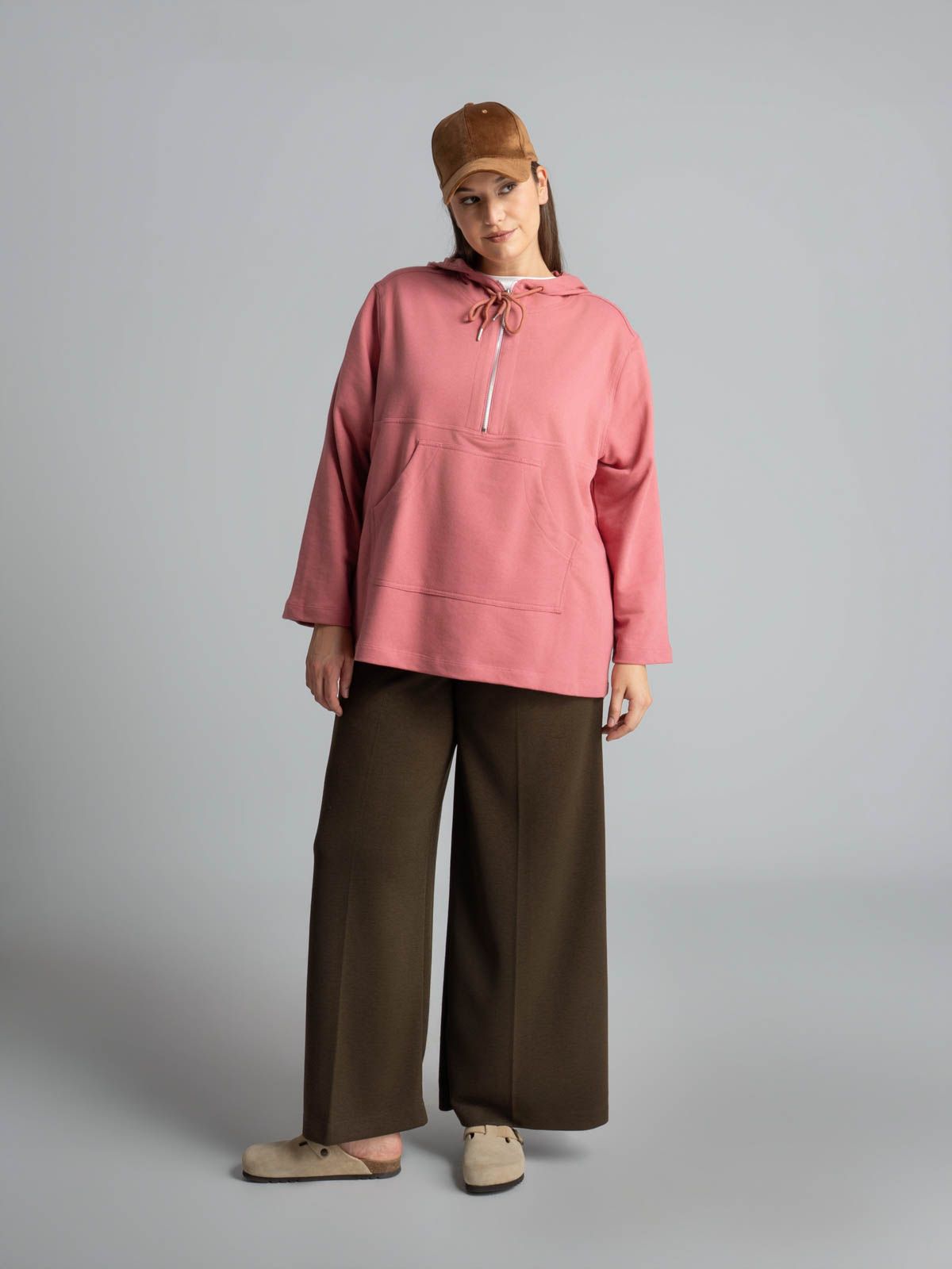 Cotton-blend half-zip hoodie with kangaroo pocket