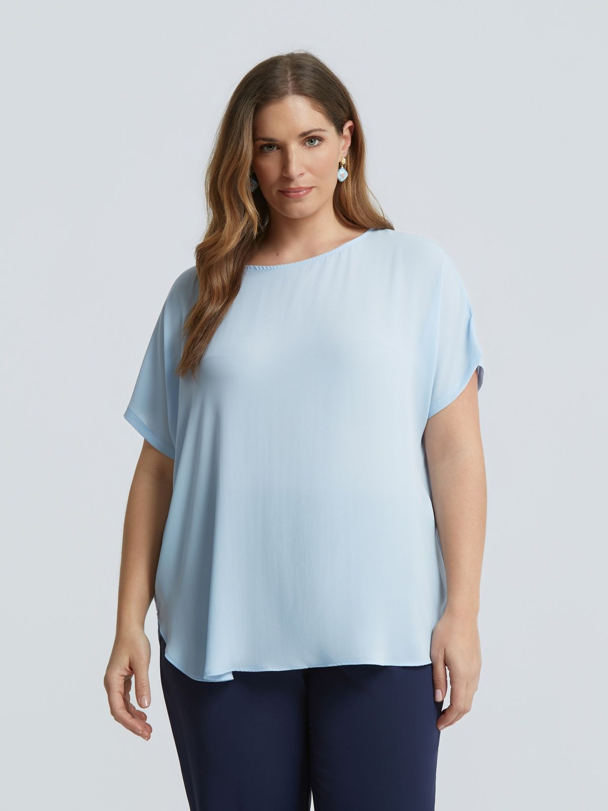 Crepe boat-neck top