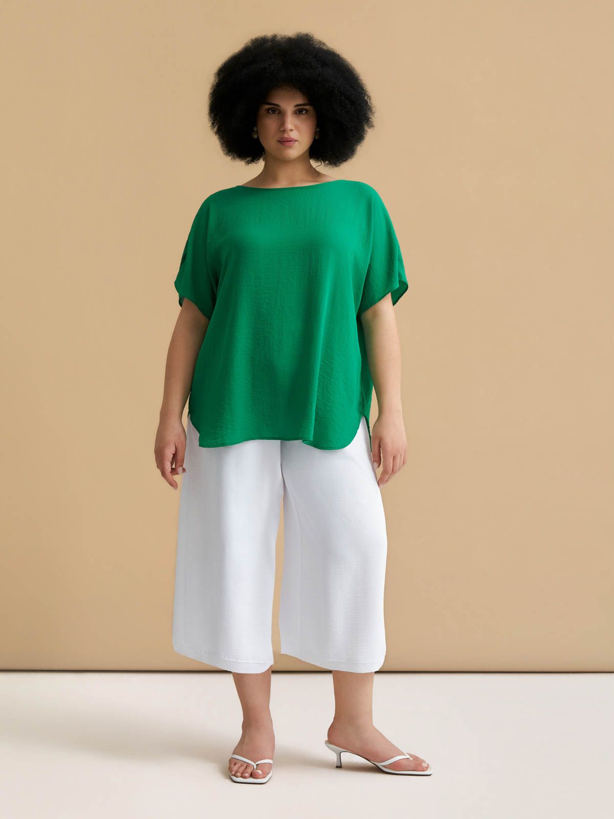 Crepe boat-neck top