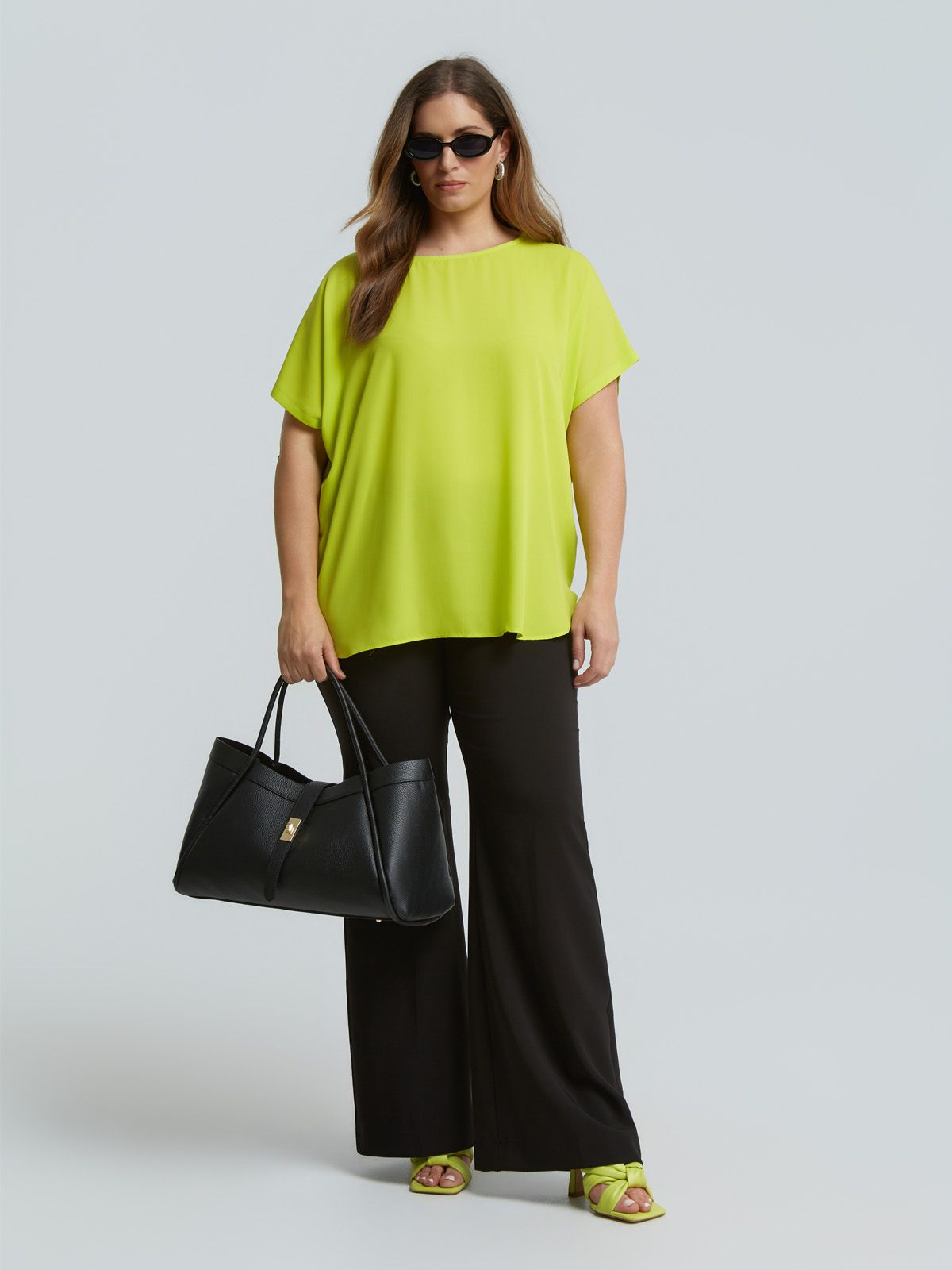 Crepe boat-neck top