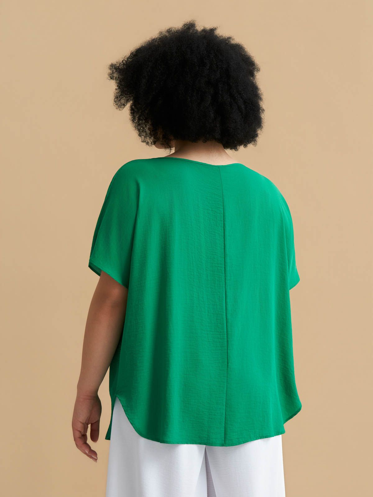 Crepe boat-neck top