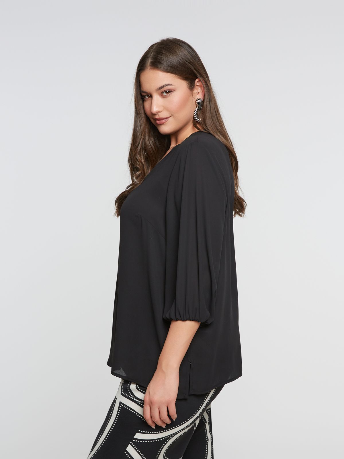 Crepe V-neck blouse