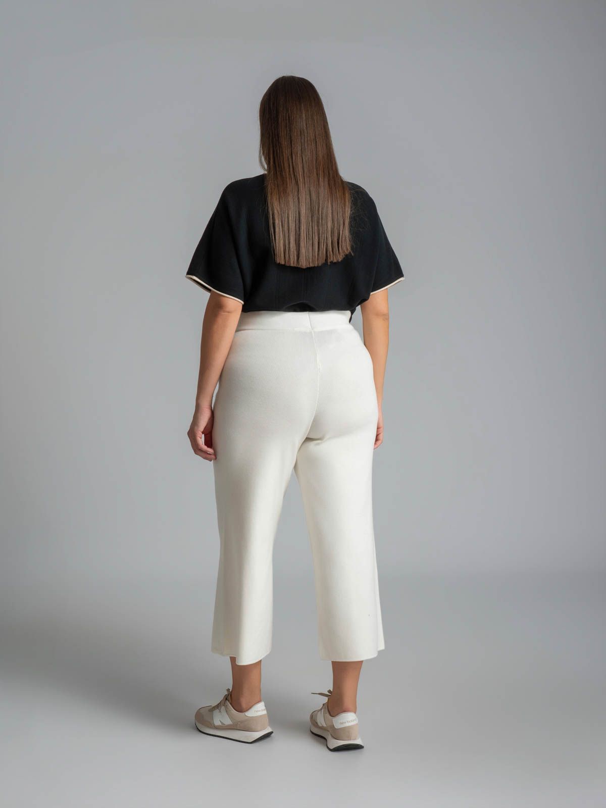 Cropped wide-leg knit pants