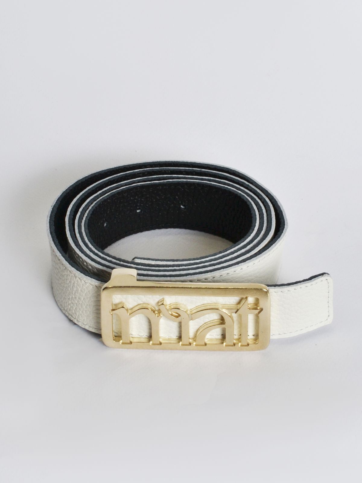 Double faced leather mat buckle belt